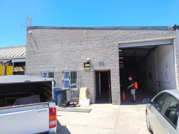 286  m² Industrial space