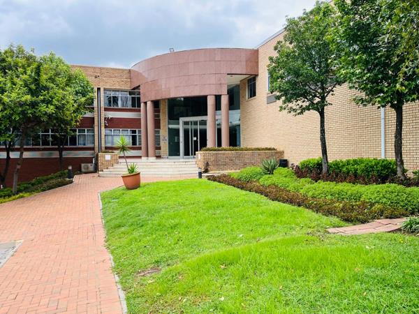 1 626  m² Commercial space