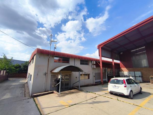 848  m² Industrial space