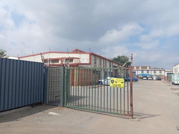 477  m² Commercial space