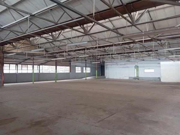 1 319  m² Commercial space