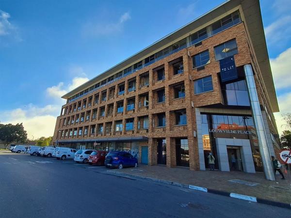 1 043  m² Office Space