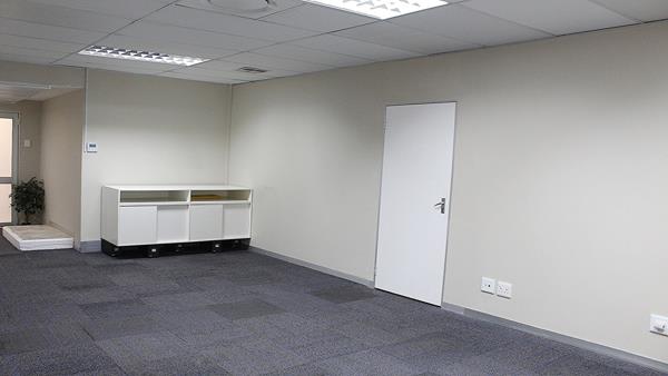42  m² Office Space