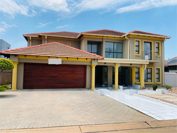 5 Bedroom House