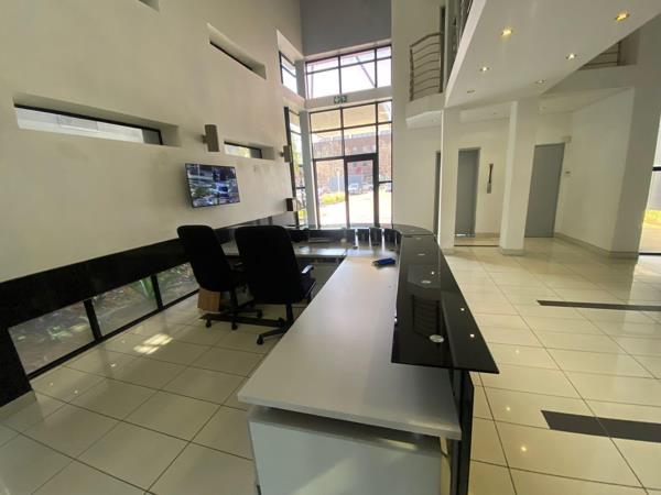 282  m² Office Space