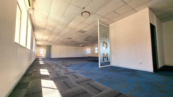 437  m² Office Space