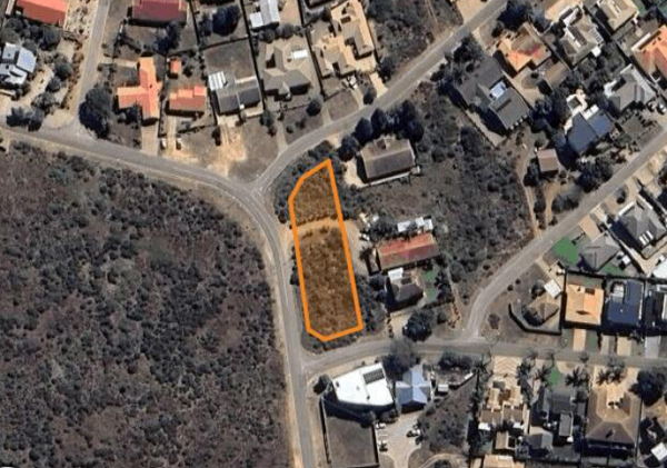 1 602 m² Land