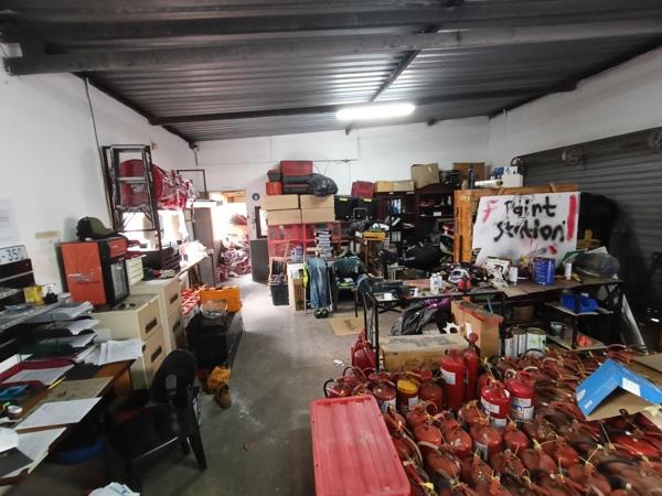 80  m² Industrial space