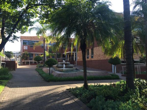 1 201  m² Commercial space