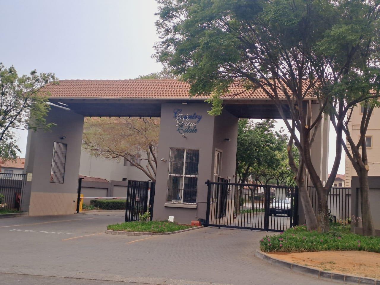 2 Bedroom Apartment in Country View