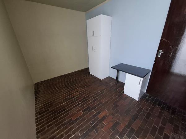 20 Bedroom House