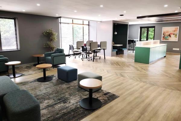 602  m² Commercial space