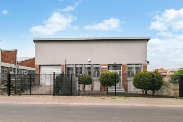 4 100  m² Industrial space