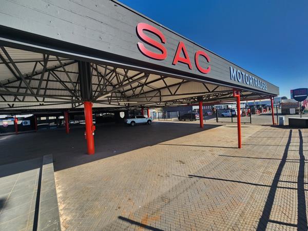 1 488  m² Commercial space