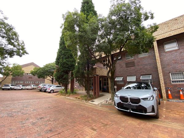 285  m² Office Space