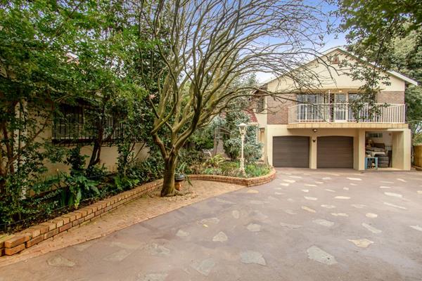 5 Bedroom House