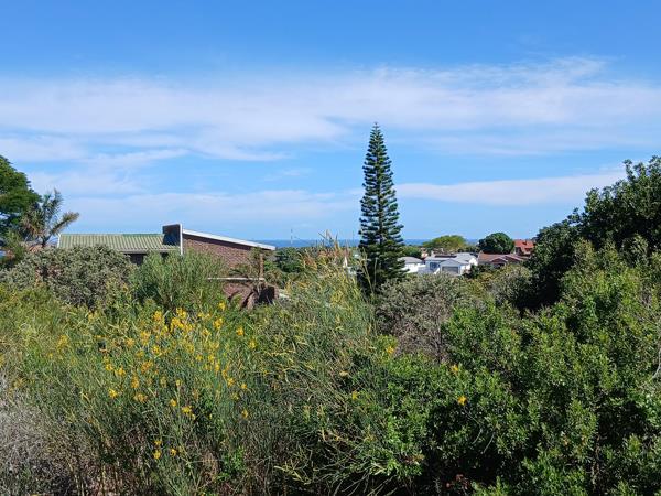 889 m² Land