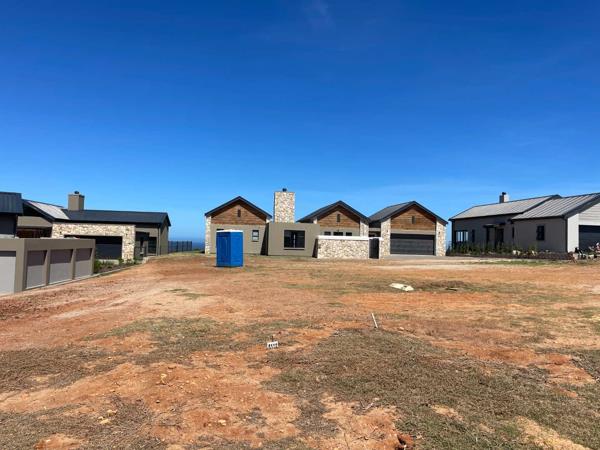 619 m² Land