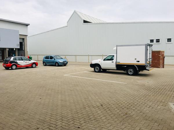 300  m² Industrial space