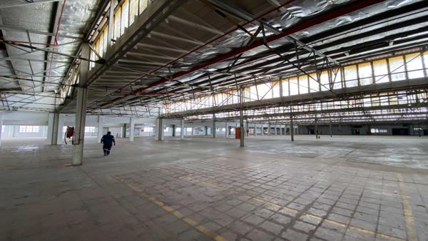 14 200  m² Industrial space