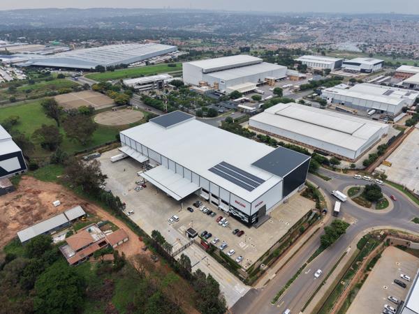 8 500  m² Industrial space