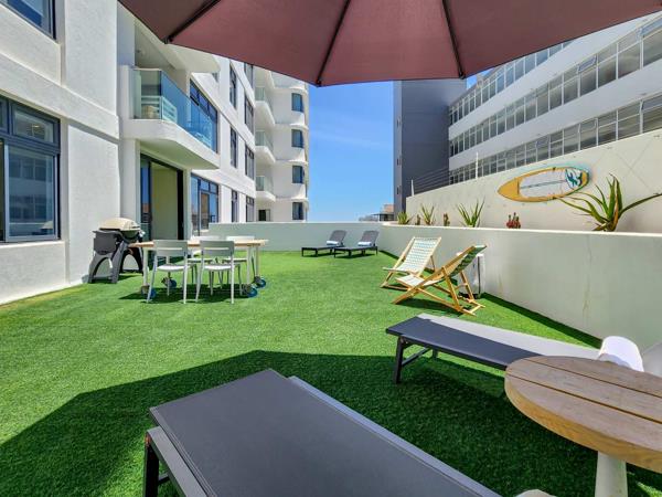 2 Bedroom Apartment in Sea Point