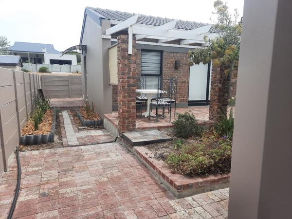 1 Bedroom Garden Cottage