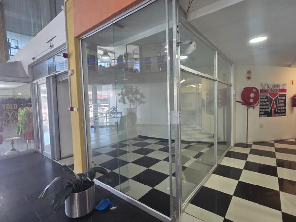 15  m² Retail Space