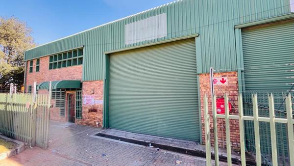 334  m² Industrial space
