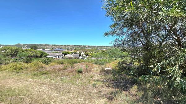 782 m² Land