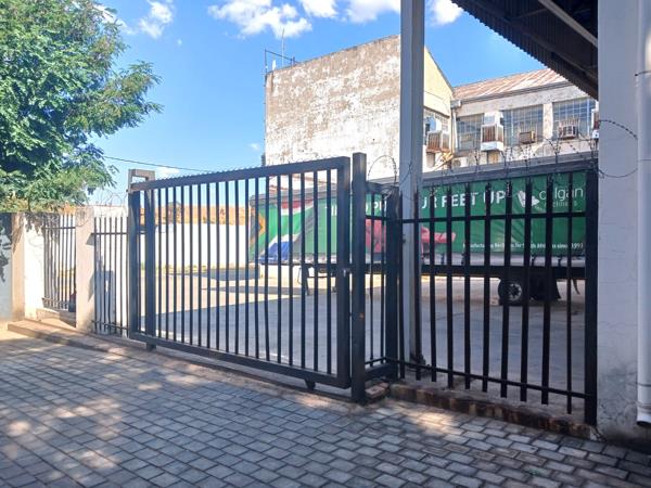 800  m² Commercial space