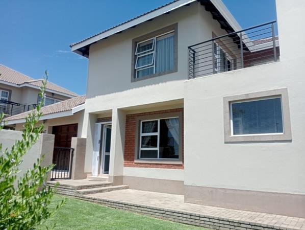 4 Bedroom Townhouse