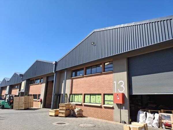 1 000  m² Industrial space