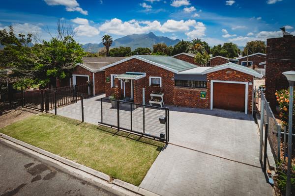 2 Bedroom House