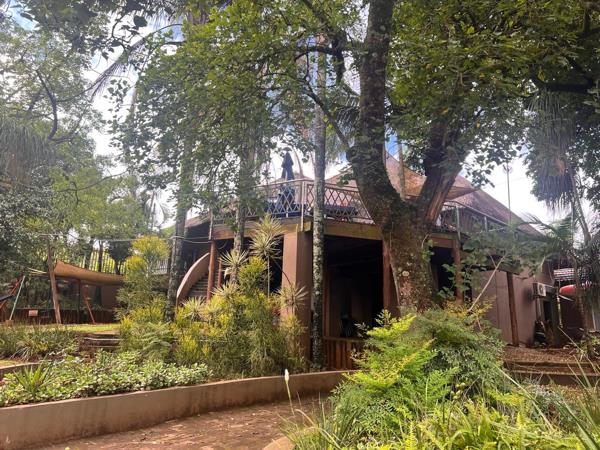 350  m² Commercial space