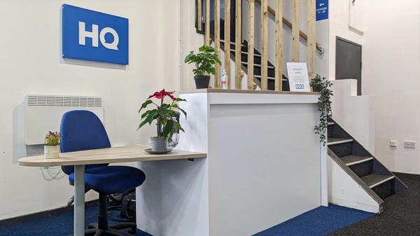 600  m² Office Space