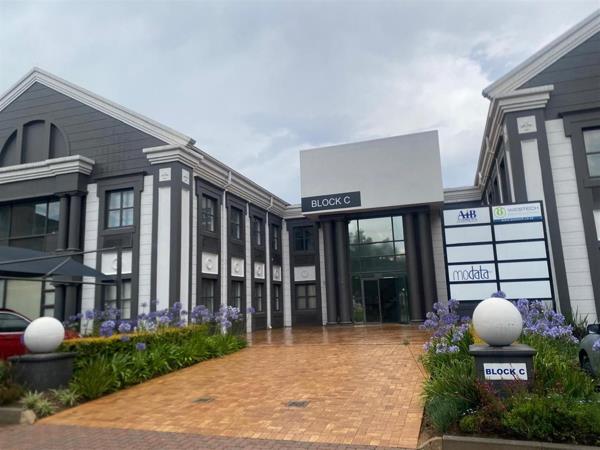 165  m² Office Space