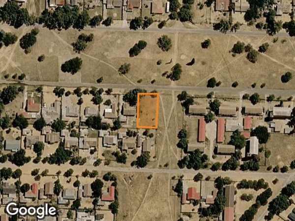 833 m² Land