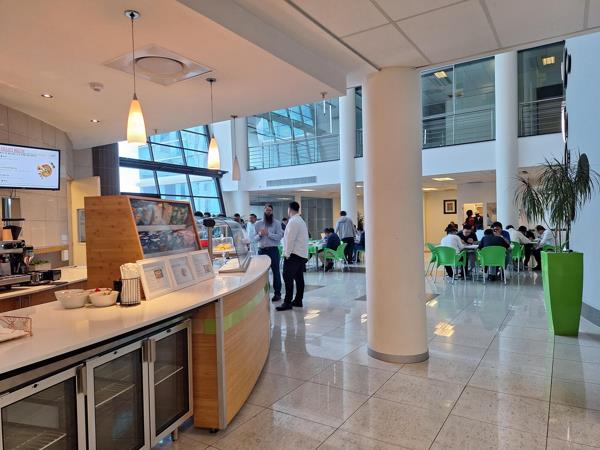 110  m² Commercial space