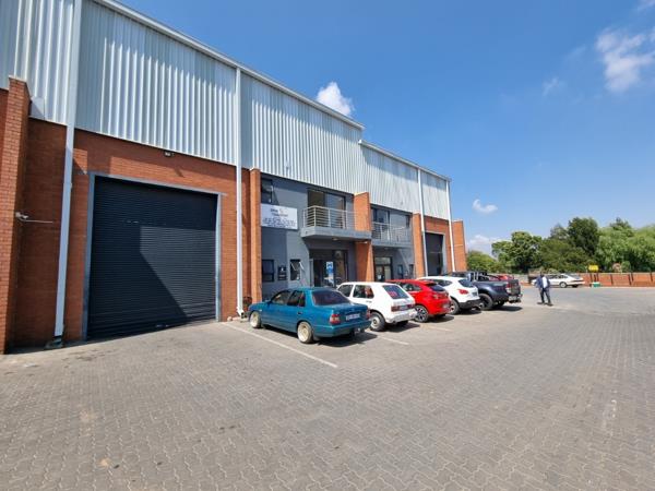 322  m² Industrial space