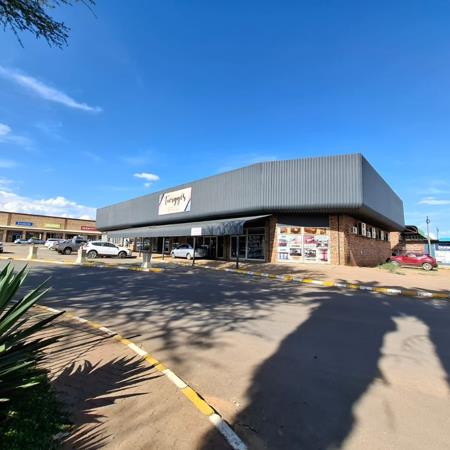 530  m² Commercial space