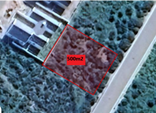 500 m² Land