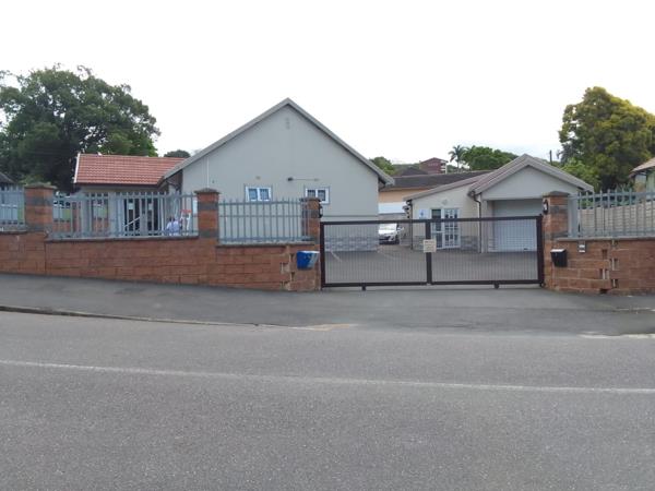 17  m² Commercial space