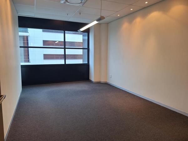 106  m² Commercial space