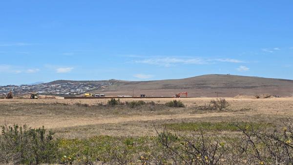 762 m² Land