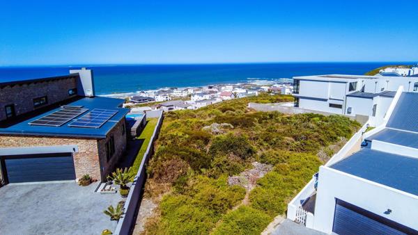 931 m² Land