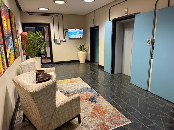 130  m² Commercial space