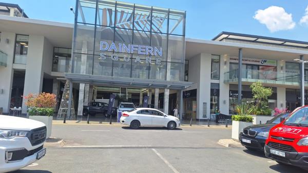 138 m² Commercial space