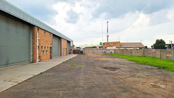 320  m² Industrial space