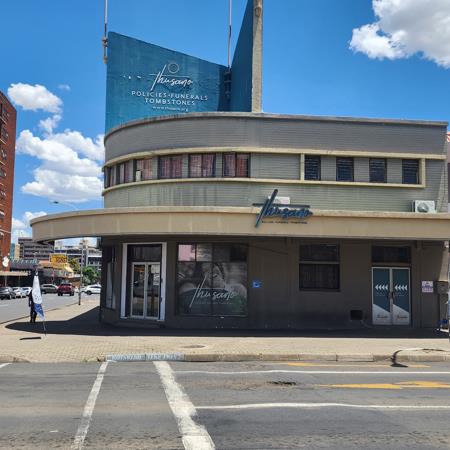 660 m² Commercial space